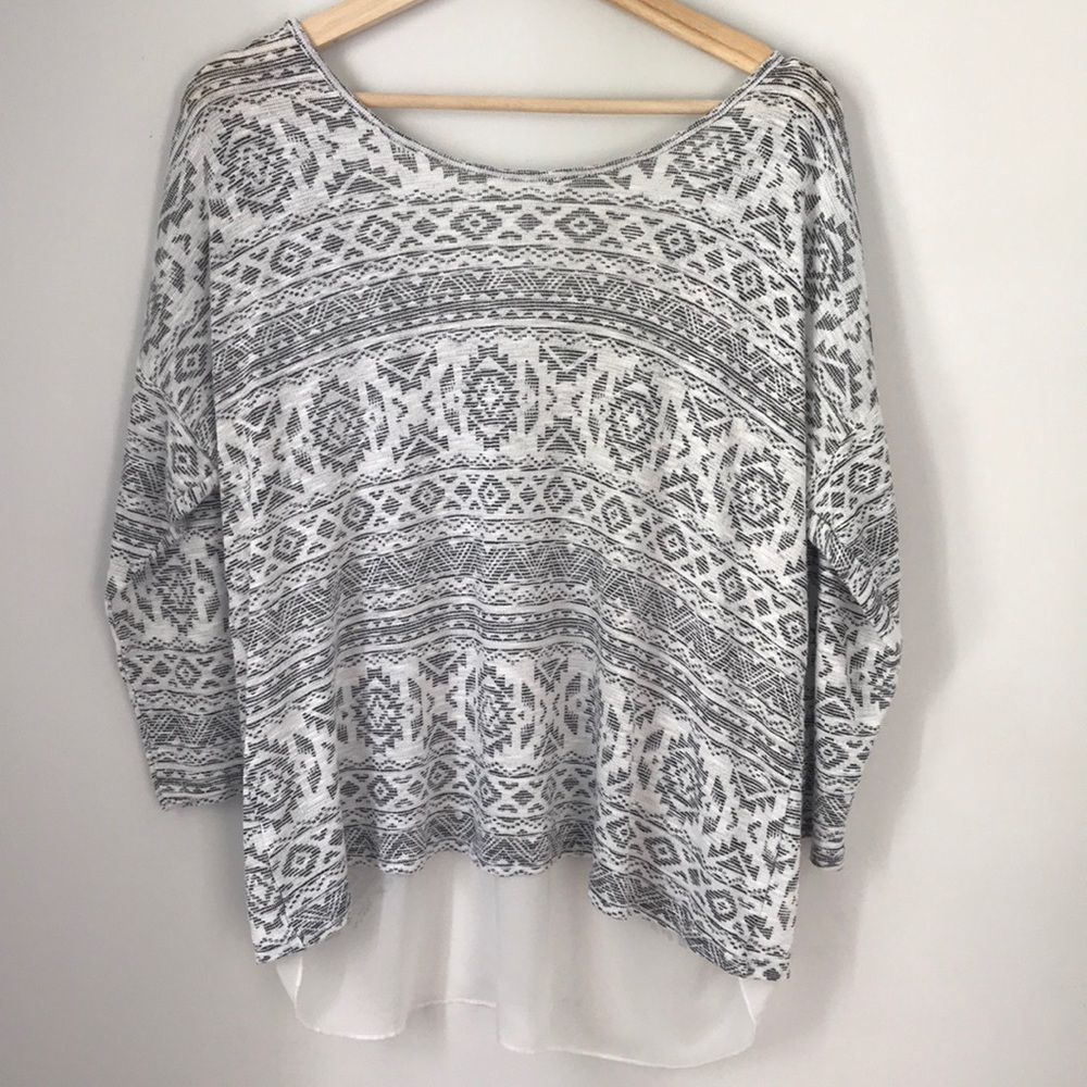 No Boundaries Aztec with Sheer Women’s Size XL